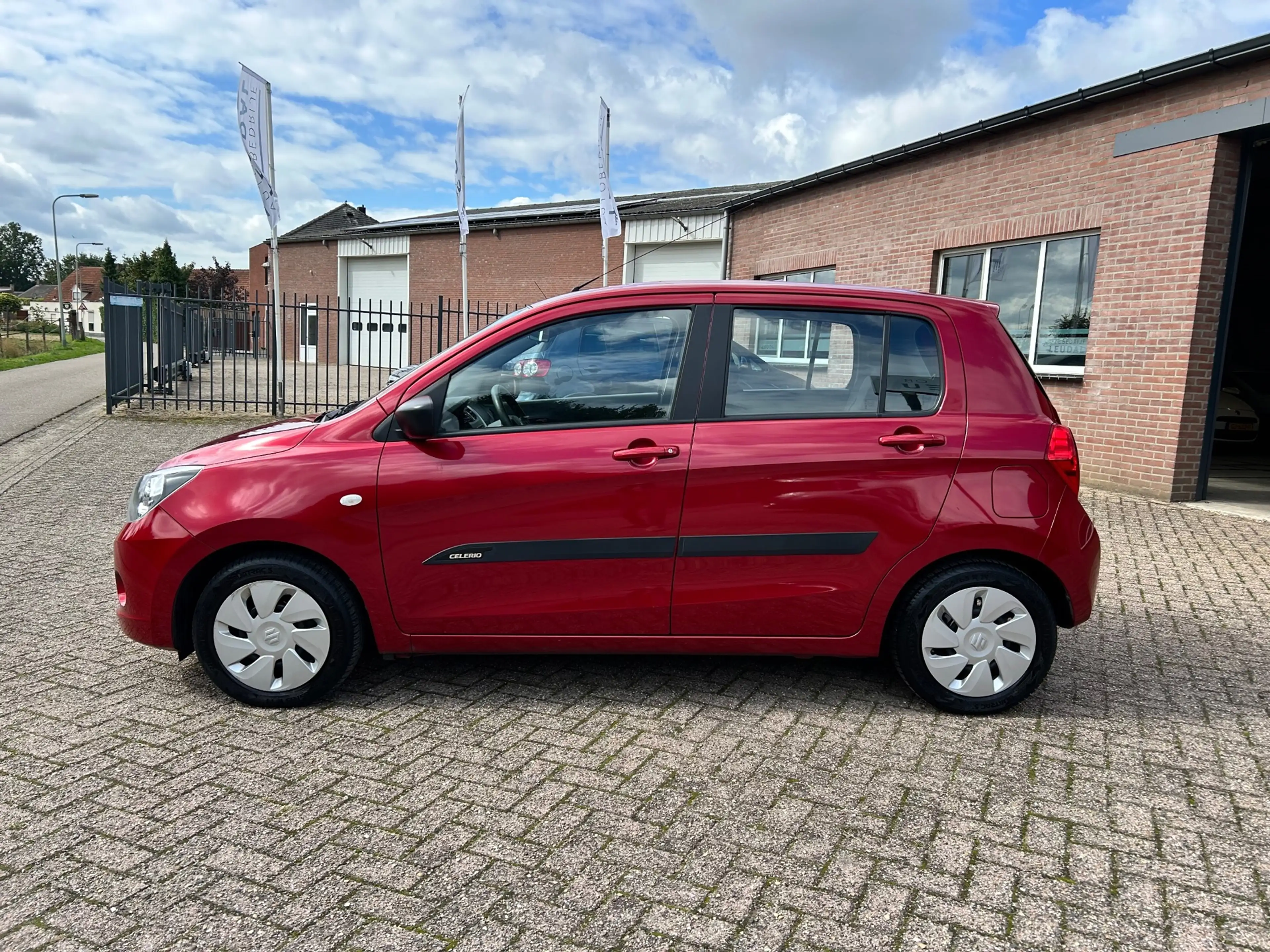 Suzuki Celerio 1.0 Comfort // Airco // APK 22-5-2027 — photo 8