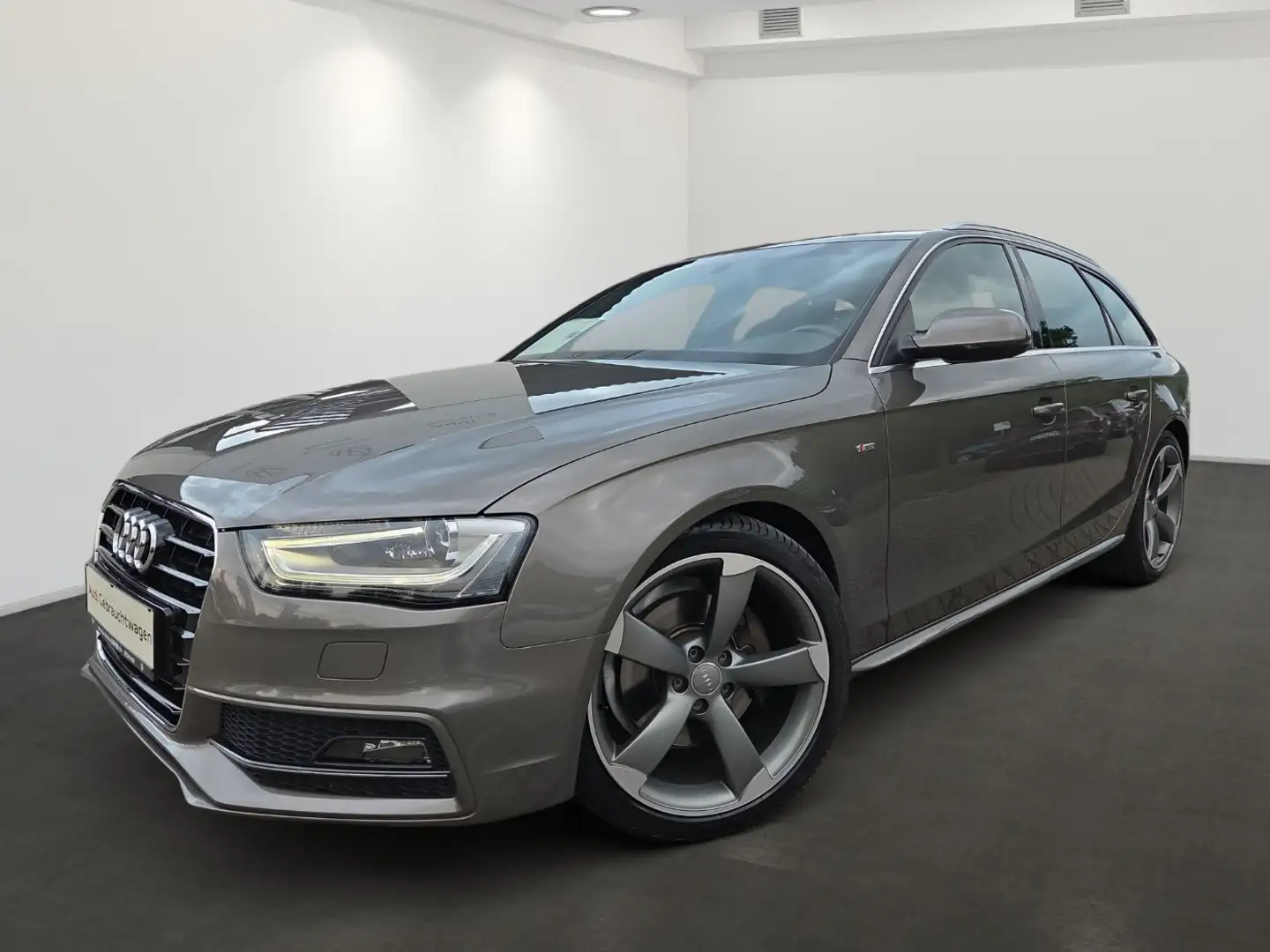 Audi A4 Avant S-LINE SELECTION 2.0TFSI 225PS QUATTRO 6.GAN Gris - 2