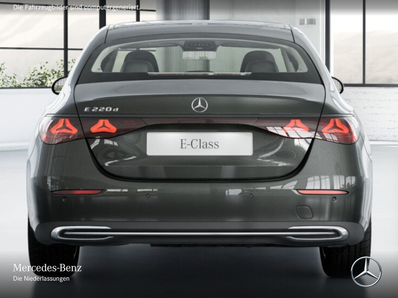 Mercedes-Benz E 220 d Avantgarde Pano Distr. LED Kamera PTS 9G — photo 9