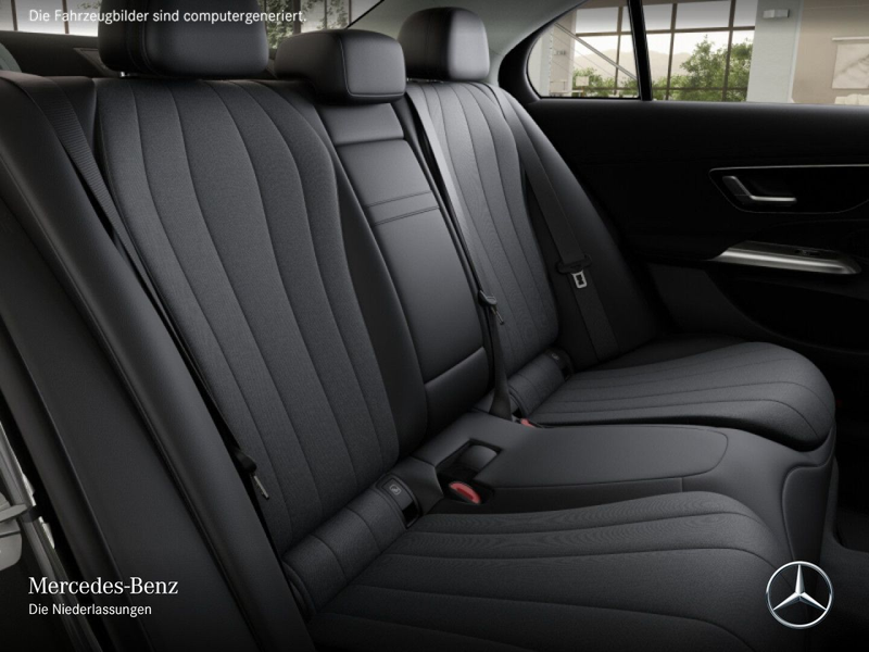 Mercedes-Benz E 220 d Avantgarde Pano Distr. LED Kamera PTS 9G — photo 13