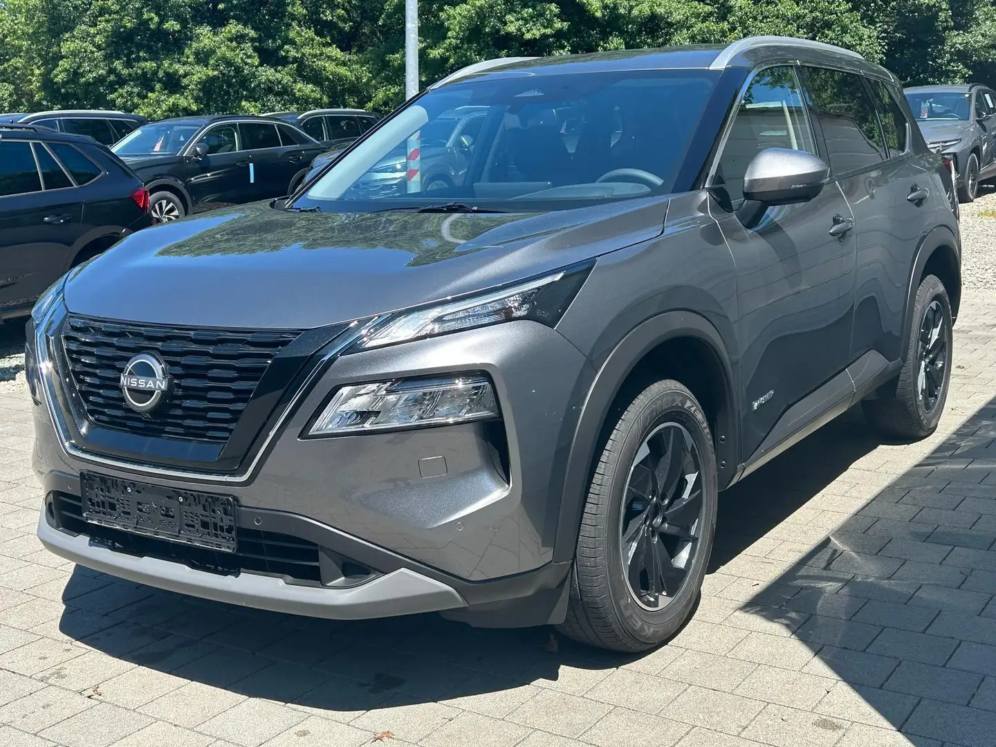 Nissan X-Trail N-CONNECTA 1.5l e-POWER AT Android Auto*Navi*SH... Grau - 2