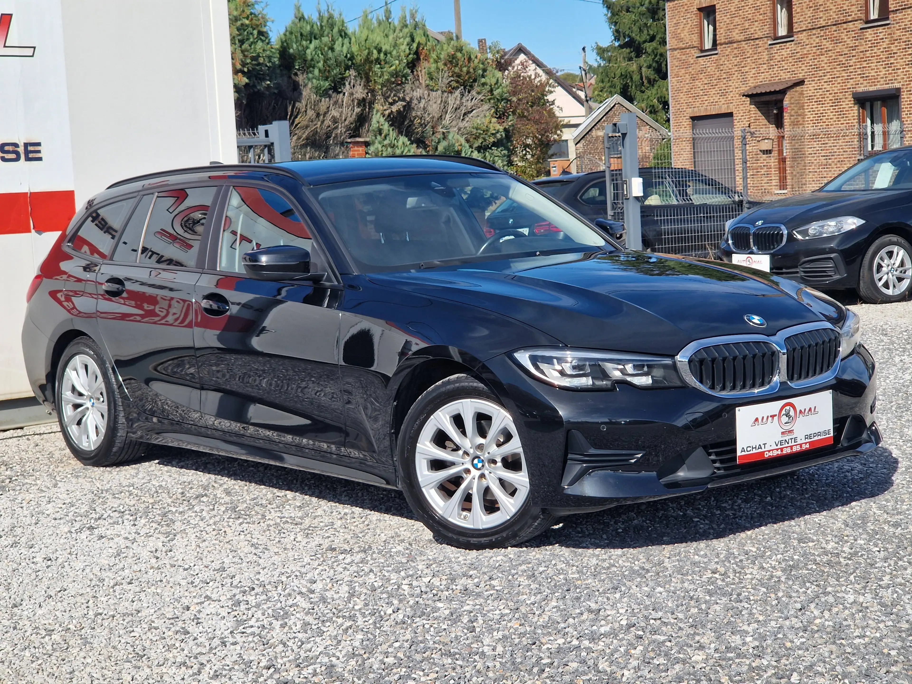 BMW 318 D Touring*CARNET*XENON*GPS*CUIR*PDC*CARPLAY — photo 15