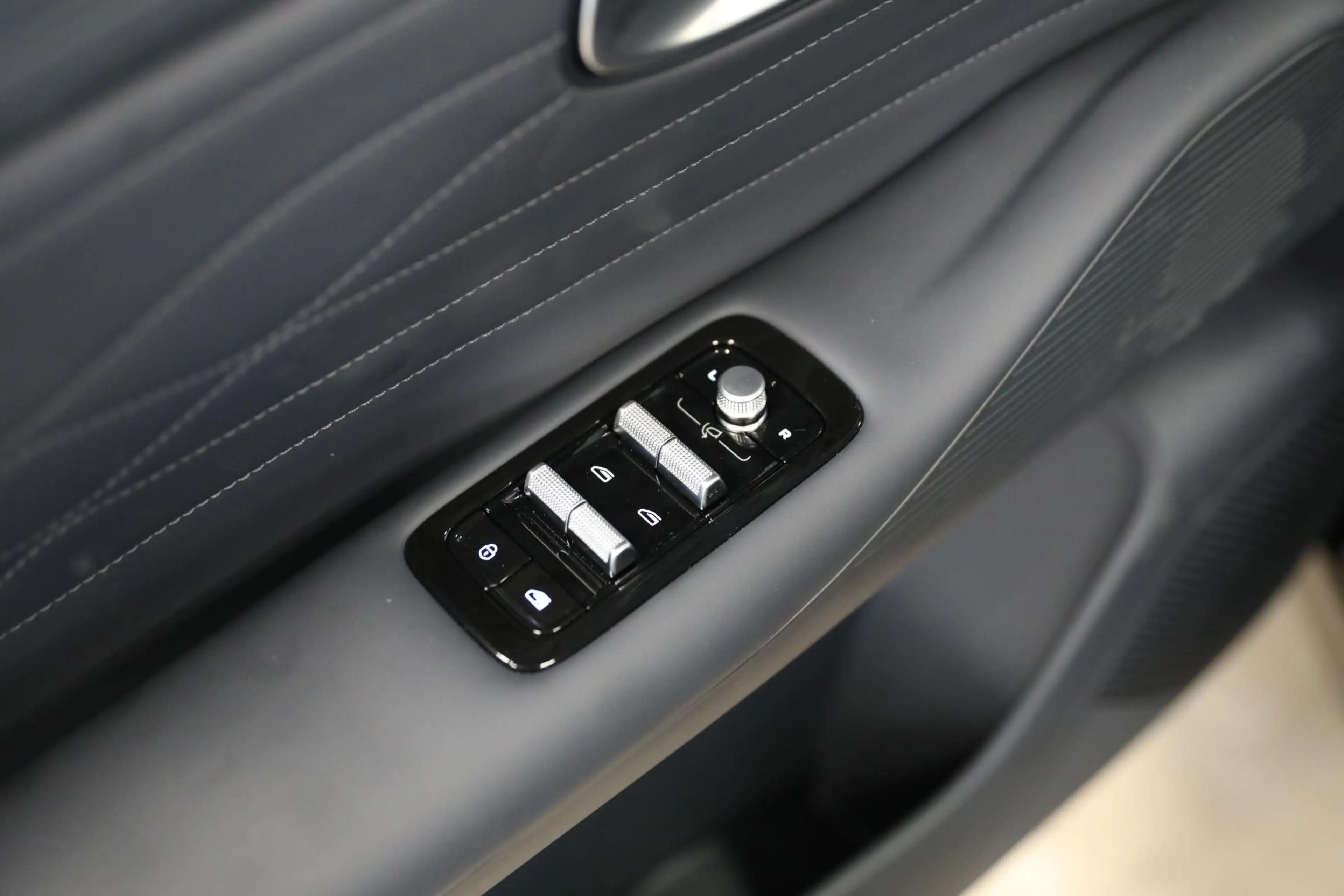Geely Starray EM-i 1.5 Pro | Verwacht — photo 21