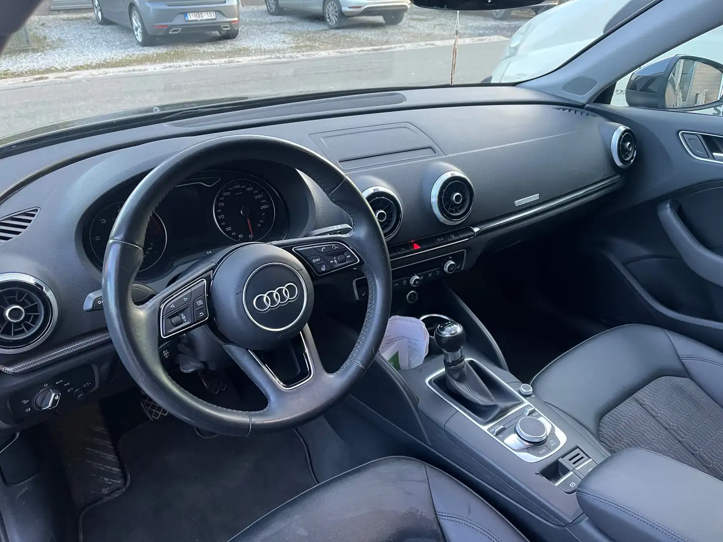 Audi A3 1.6 TDi Noir - 2