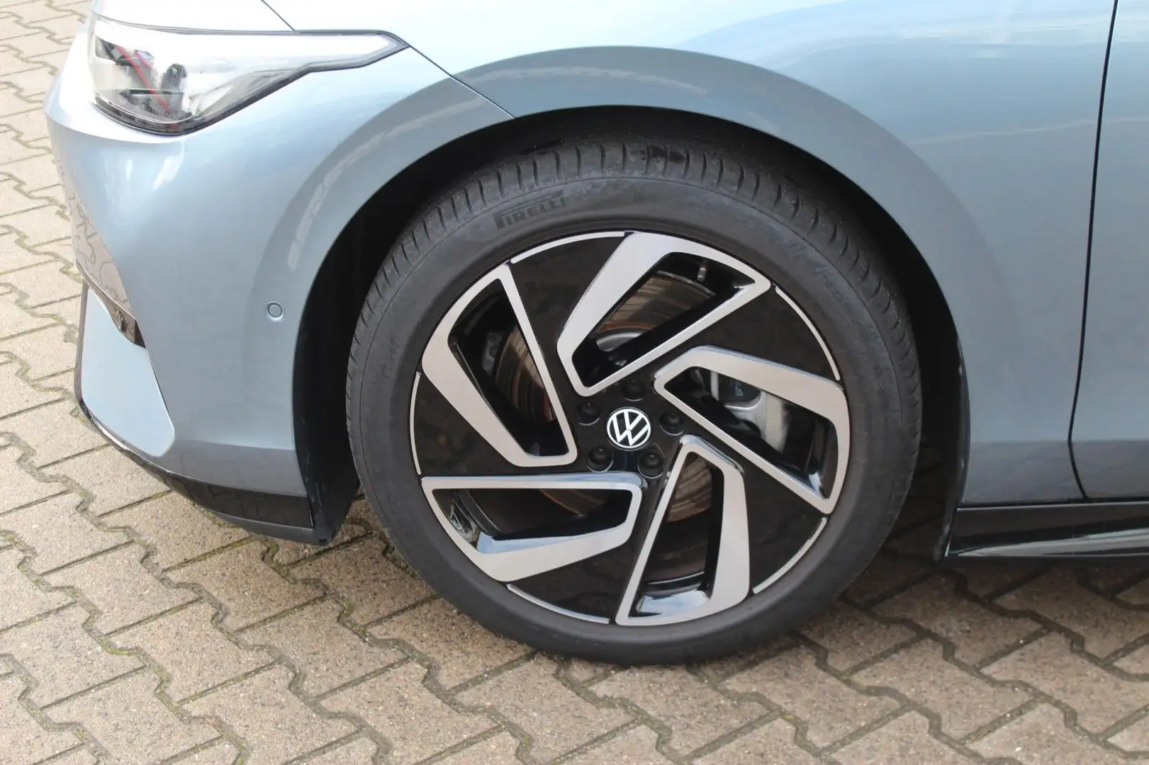 Volkswagen ID.7 Tourer GTX 4x4 AHZ W-Pumpe 4*W-Räder Blau - 2