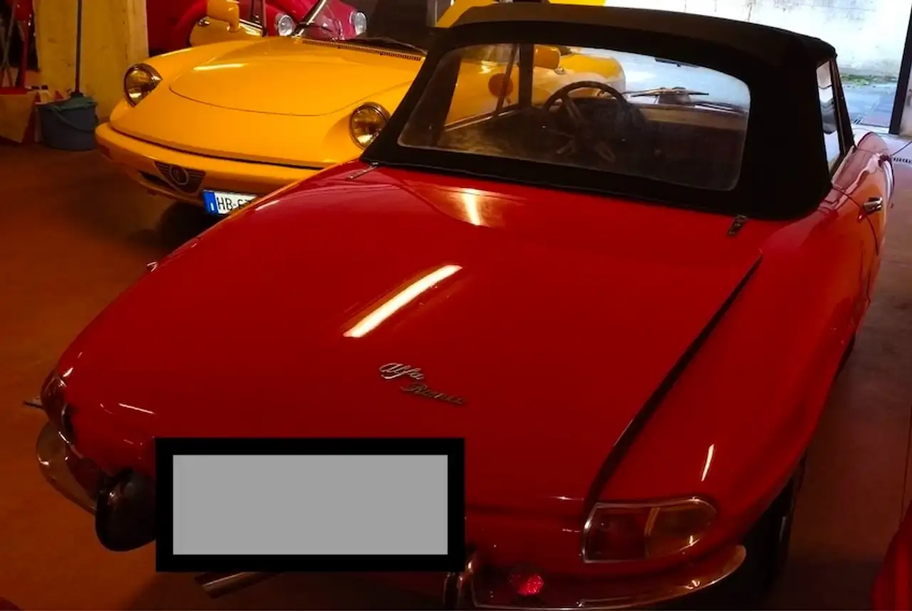 Alfa Romeo Spider OSSO DI SEPPIA 1600, foto 9