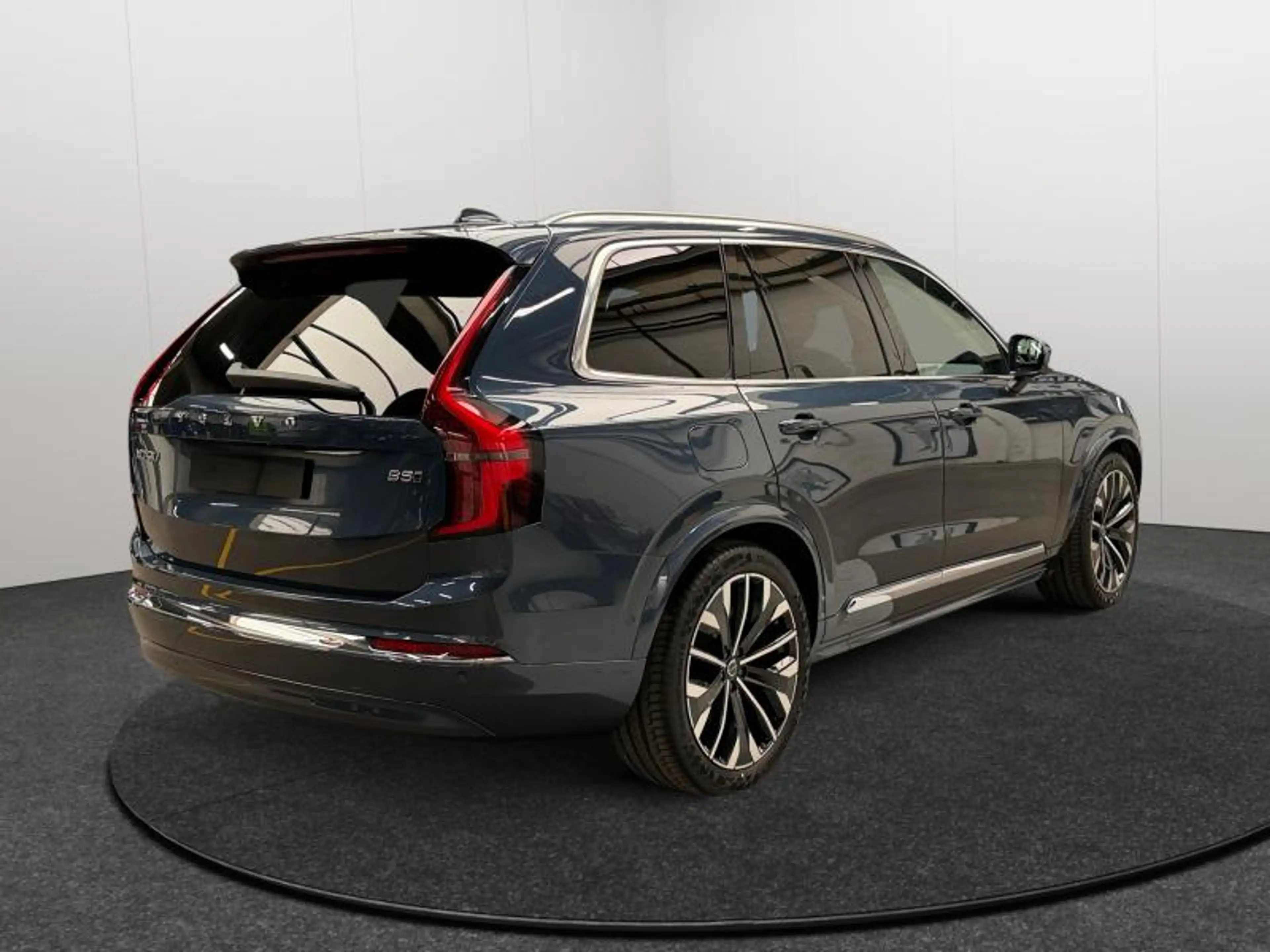 Volvo XC90 Facelift B5 AWD Plus Bright / Essence — photo 5