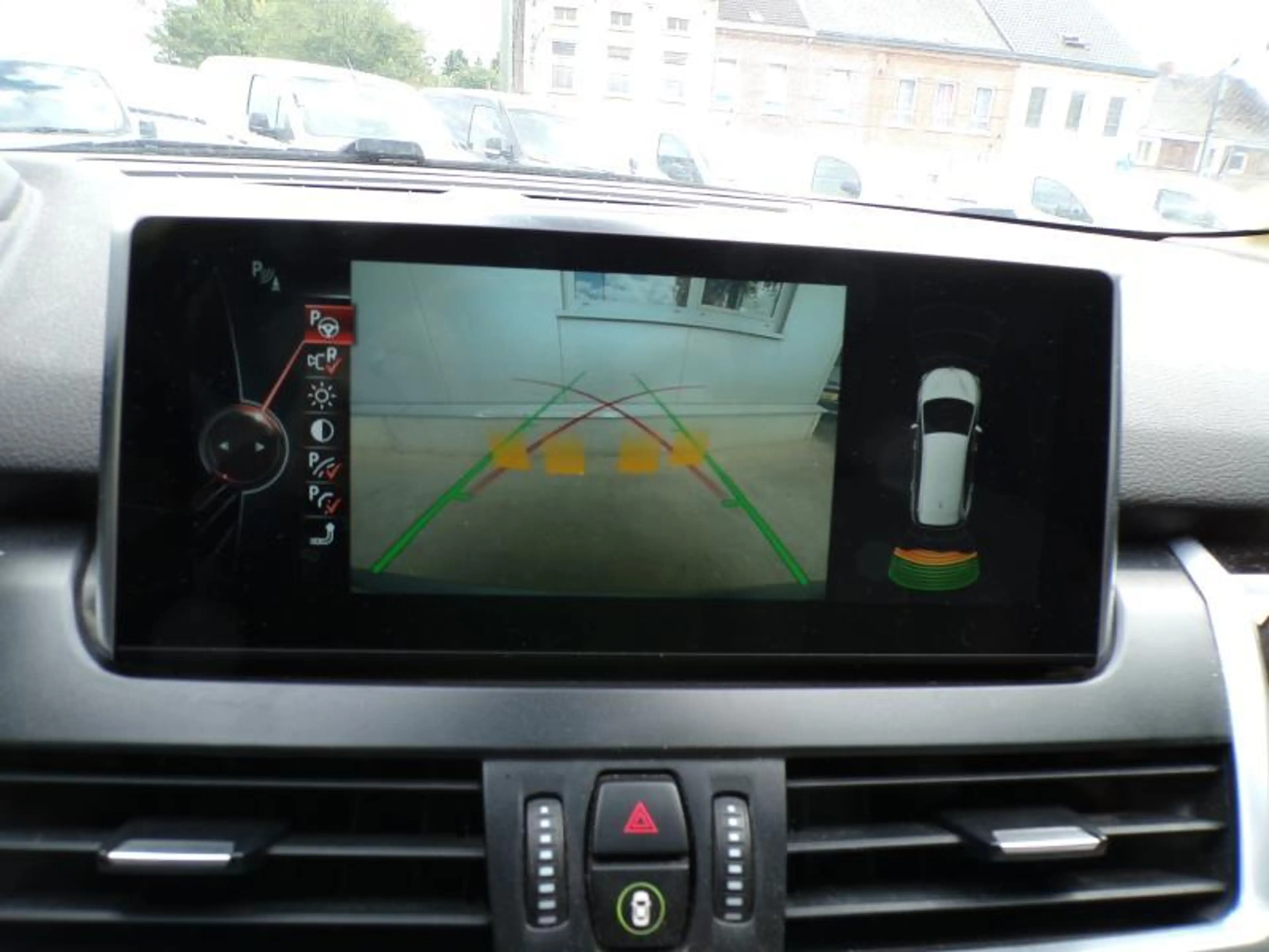 BMW 216 Gran Tourer 1.5 115cv gris 04/17 Airco GPS Cruise — photo 10