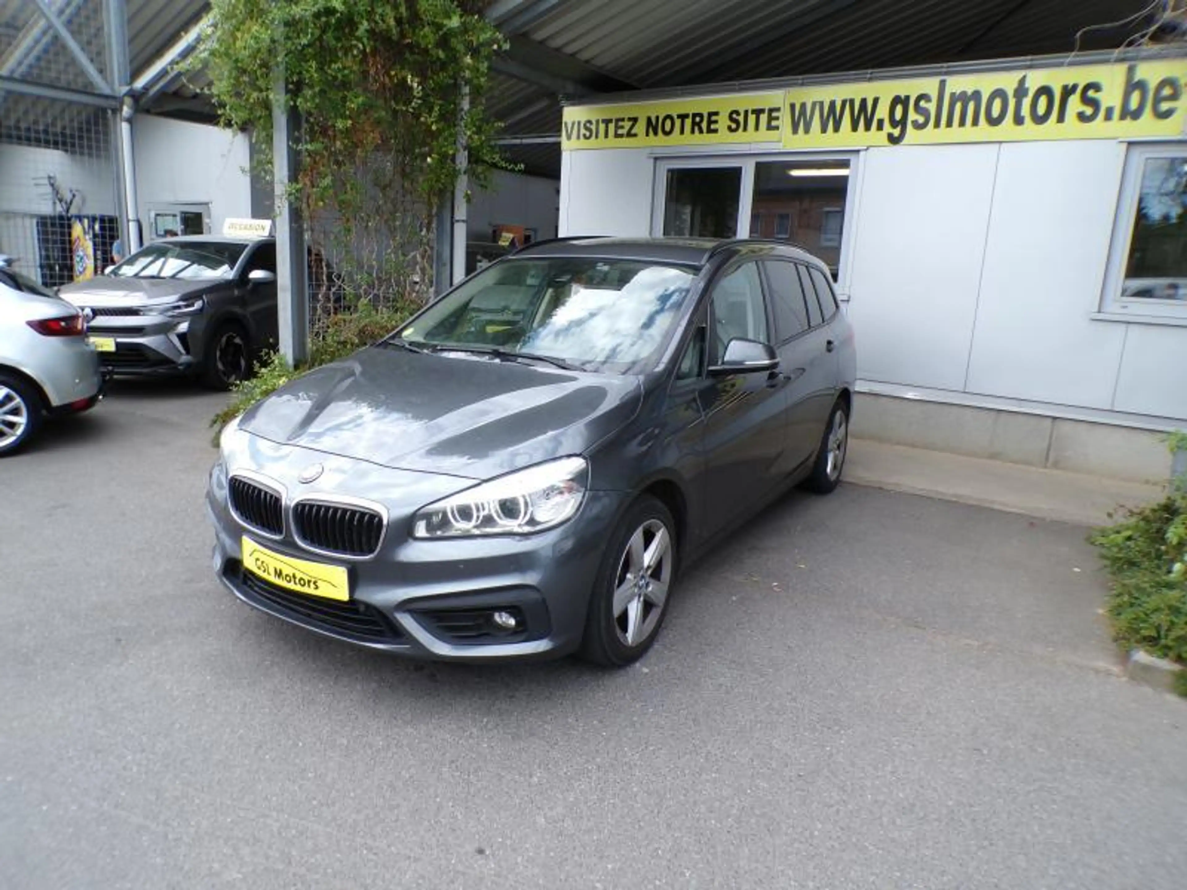 BMW 216 Gran Tourer 1.5 115cv gris 04/17 Airco GPS Cruise