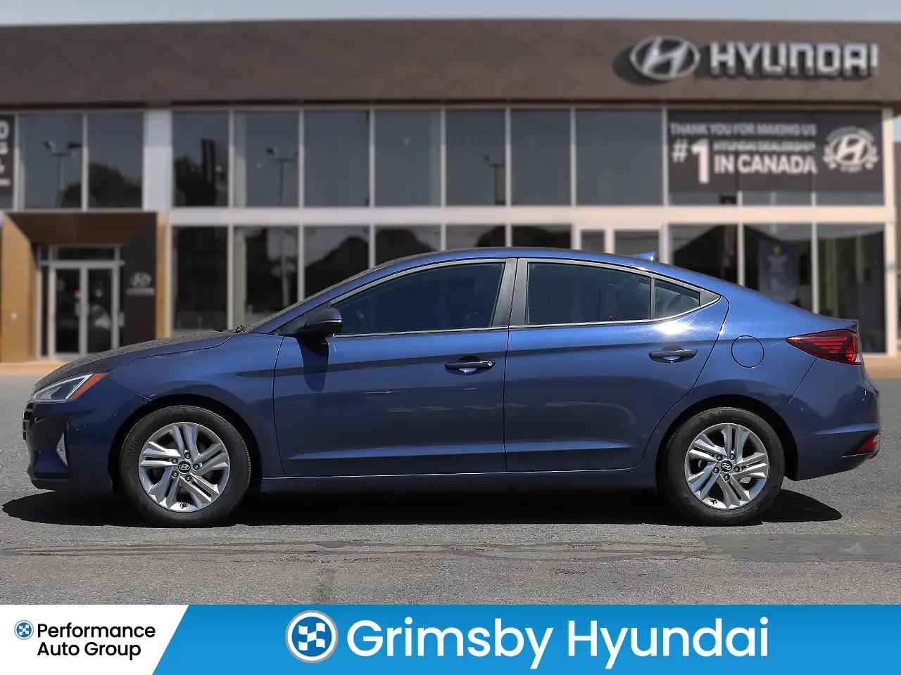 Hyundai ELANTRA снимка Hyundai ELANTRA