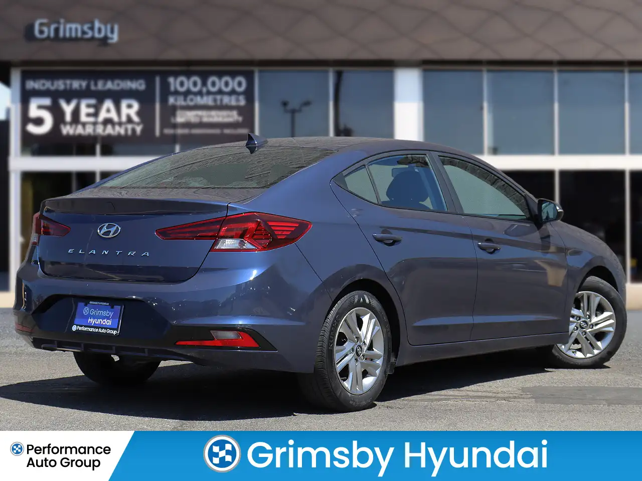 Hyundai ELANTRA снимка Hyundai ELANTRA