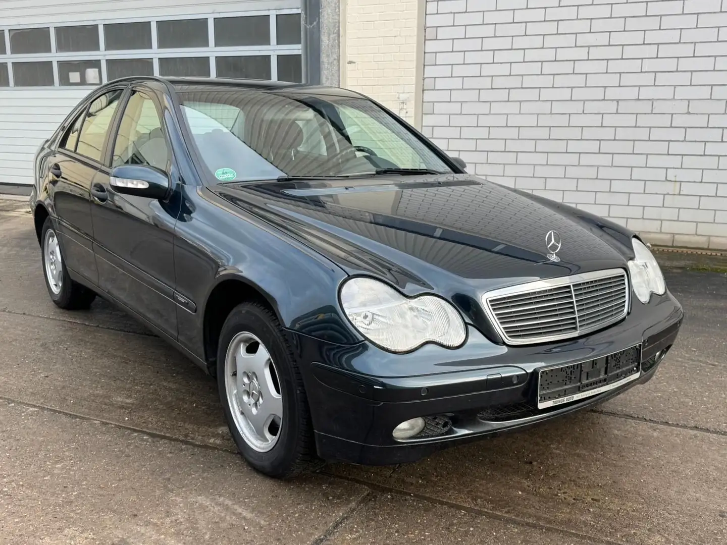 Mercedes-Benz C 180 Kompressor AVANTGARDE Blau - 2