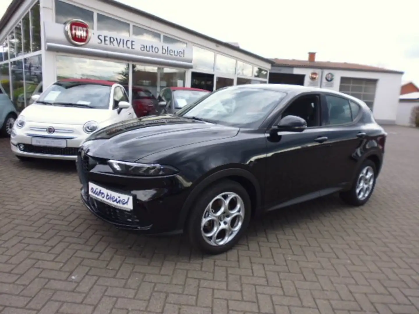 Alfa Romeo Tonale 1.5 T Hybrid Sprint Schwarz - 2