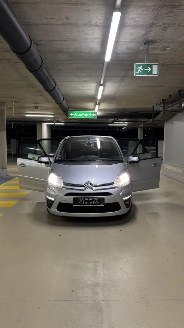 Citroen C4 Picasso 1,6 16V THP Seduction EGS6 Silber - 2