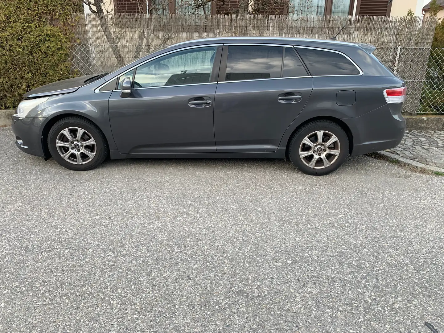 Toyota Avensis Avensis 2,0 D4-D Linea Sol DPF Linea Sol a Sol - 1