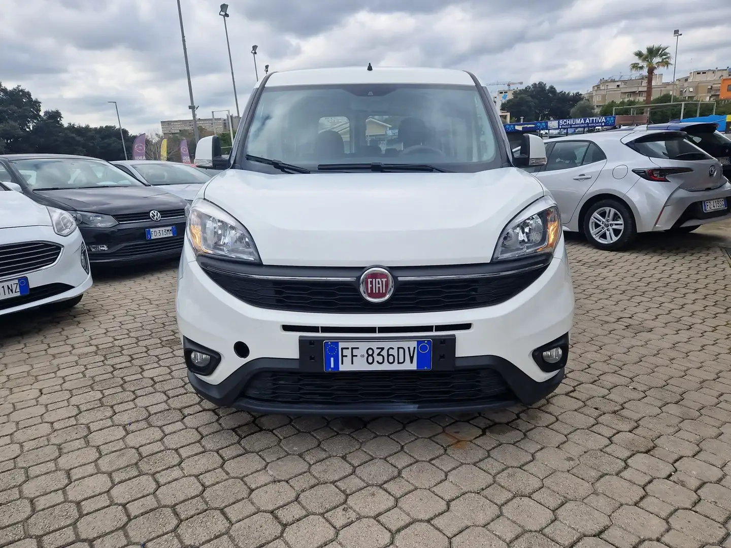 Fiat Doblo 1.6 mjt 16v Easy s Blanc - 2