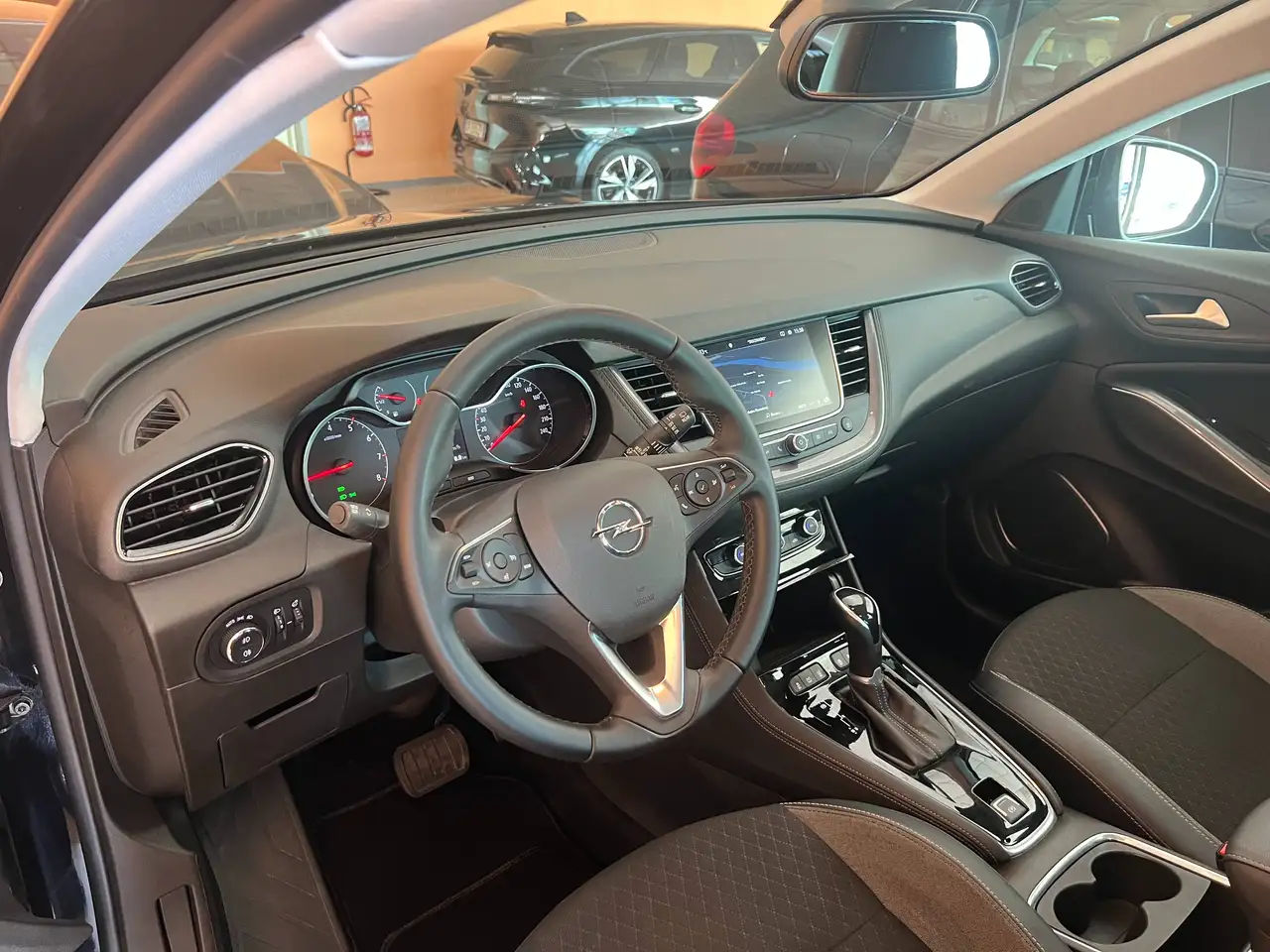 Opel Grandland 1.5 Ecotec Elegance S&S AT8, миниатюра 9