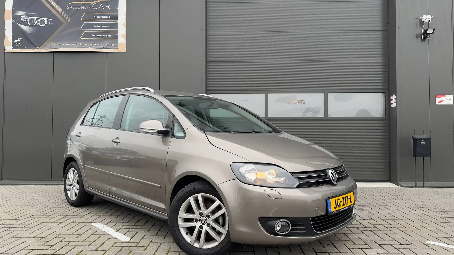 Volkswagen Golf Plus 1.4 TSI Comfortline Braun - 2