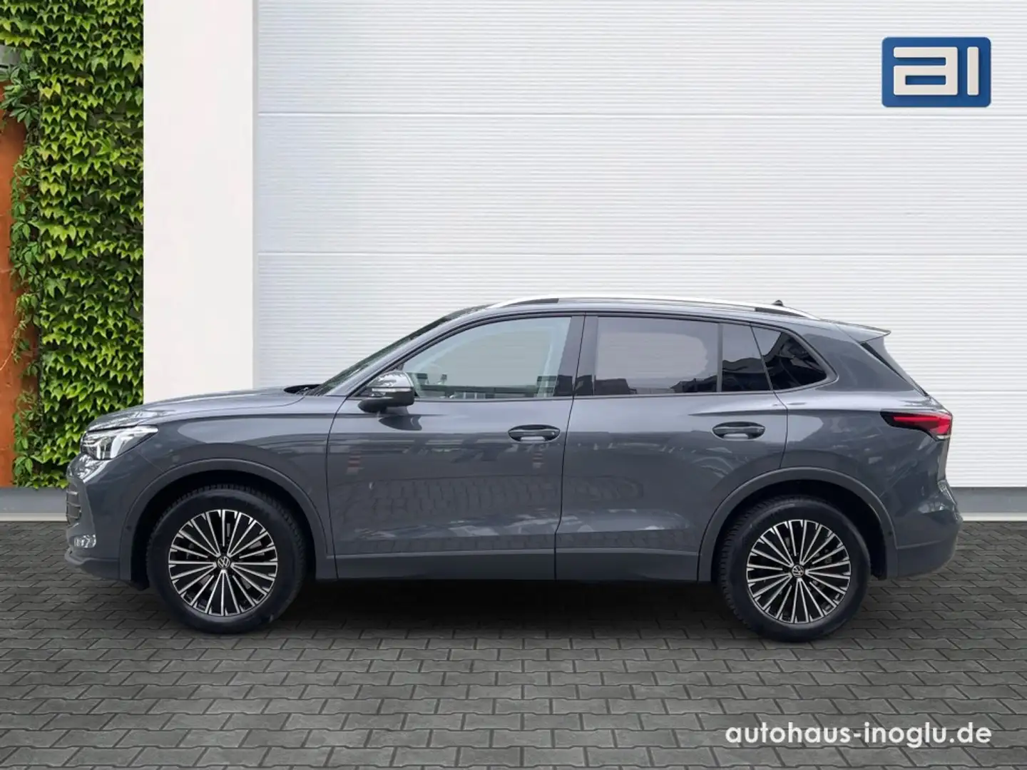 Volkswagen Tiguan 2.0 TDI Life DSG-Neues Modell-Navi+SHZ+R-Kam+ Grau - 2