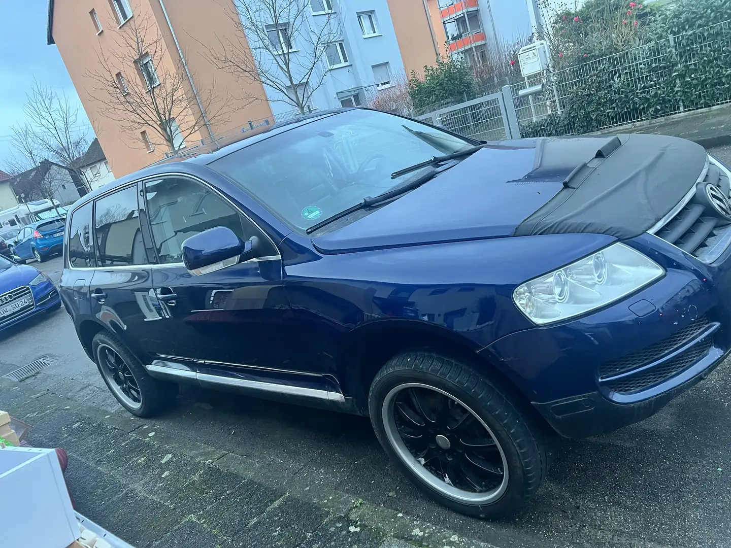 Volkswagen Touareg 3.2 V6 Automatik Individual - 1