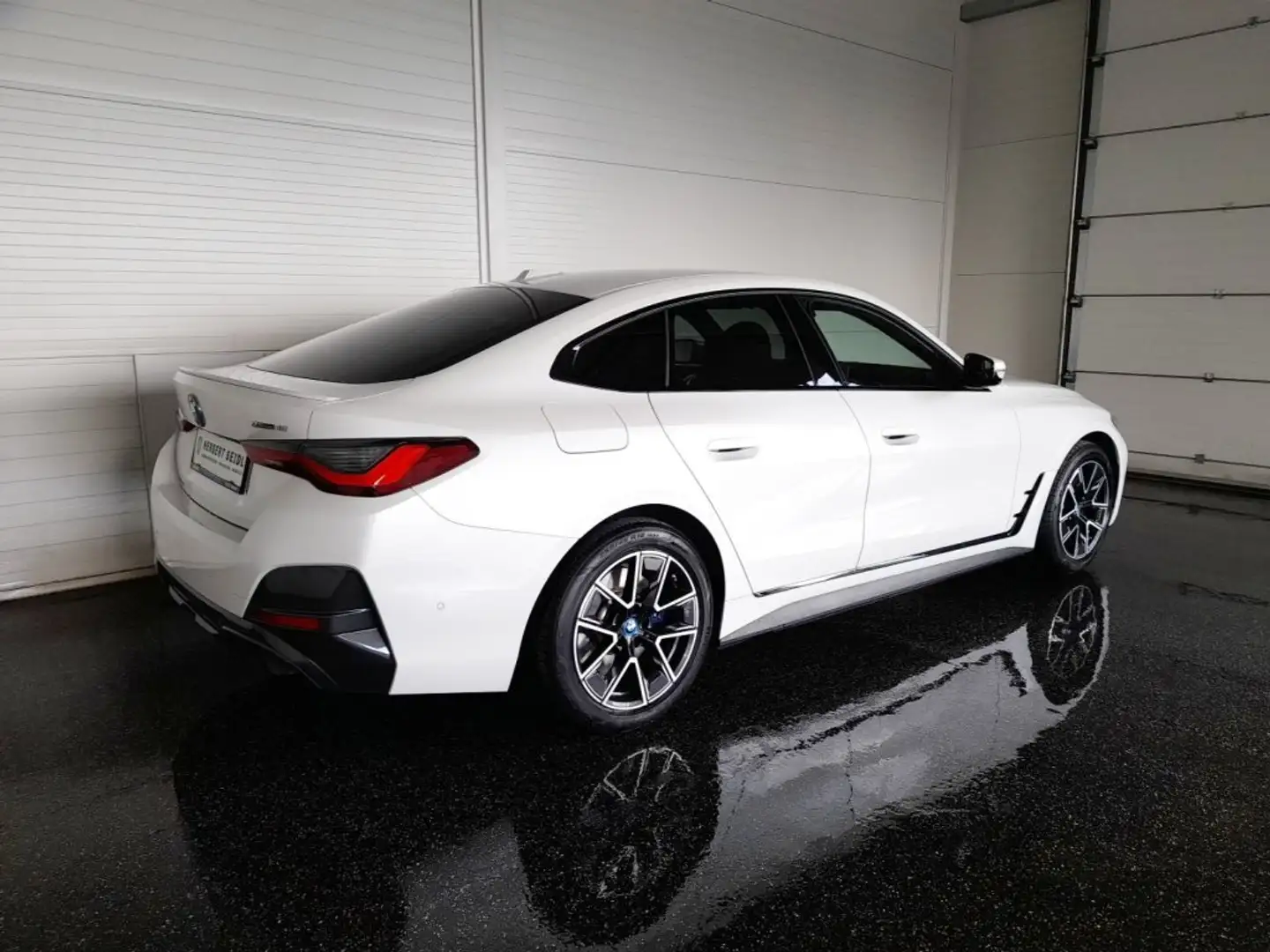 BMW i4 GC M-SPORT eDrive40 80,7kWh Aut. *VOLL LED & FLA / NAVI / ACC / 360° KAMERA / E-SPORT & MEMORY / DCC / 3- ZONEN-KLIMA* Weiß - 2