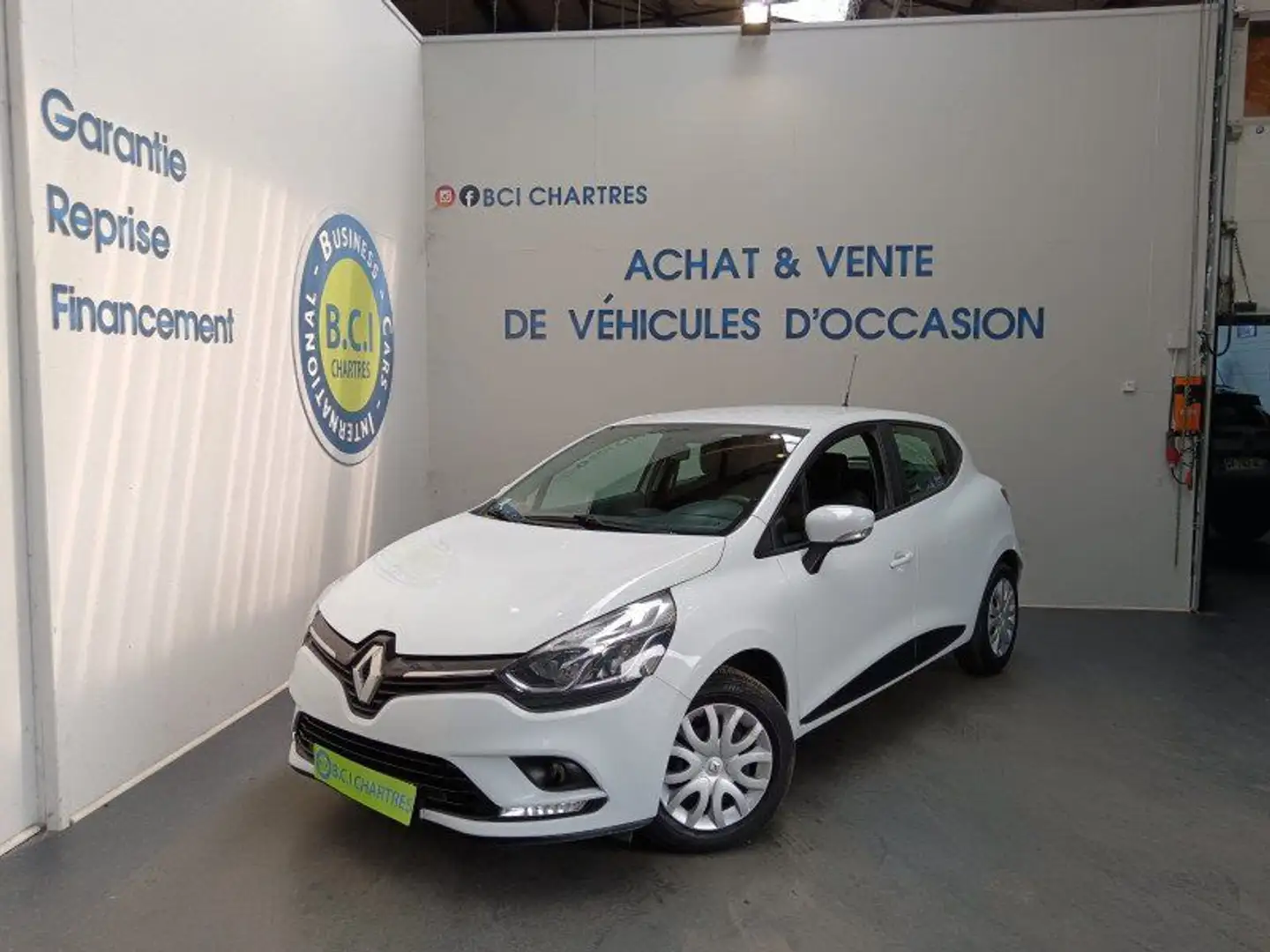 Renault Clio IV STE 1.5 DCI 75CH ENERGY AIR MEDIANAV E6C Blanco - 1