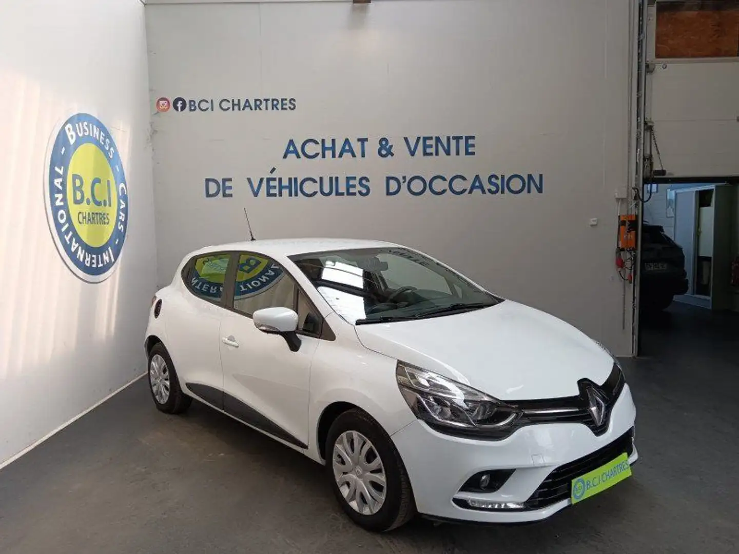 Renault Clio IV STE 1.5 DCI 75CH ENERGY AIR MEDIANAV E6C Blanco - 2