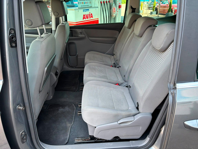 SEAT Alhambra Style *Navi/AHK/Kamera* — photo 12