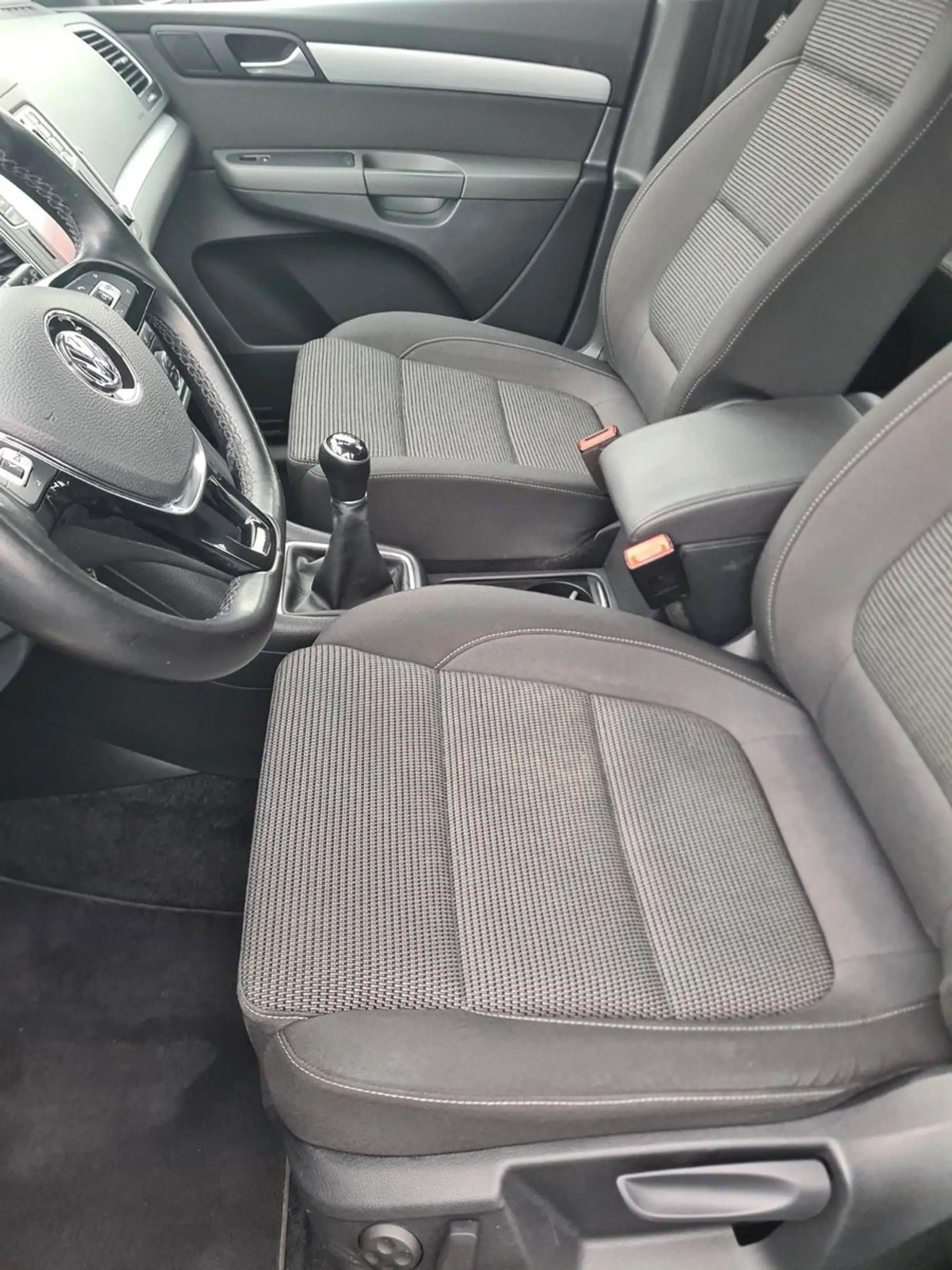 Volkswagen Sharan Comfortline BMT*Navi*PDC*7-Sitz* — photo 11