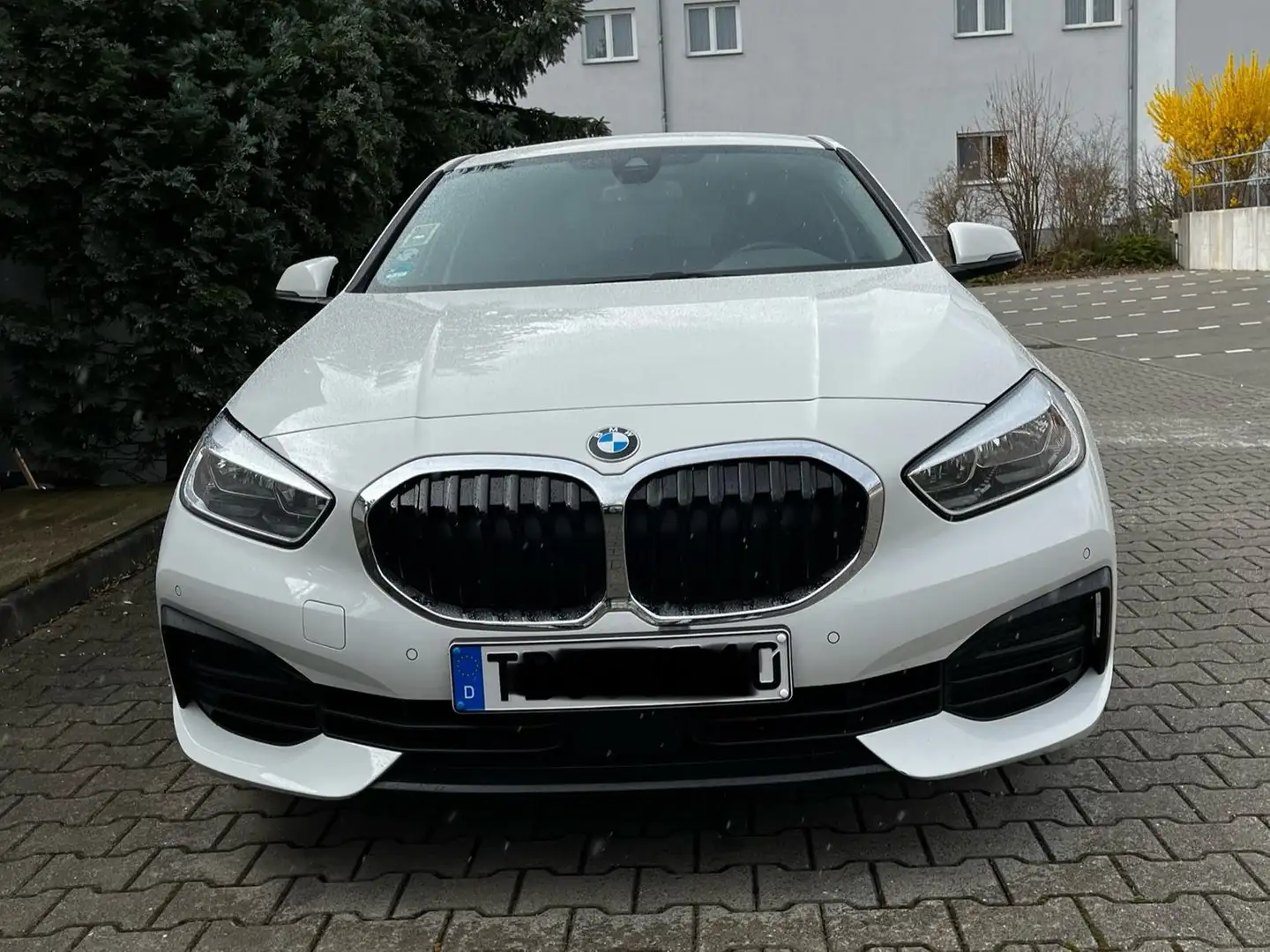 BMW 118 118d Aut. Advantage Bílá - 1