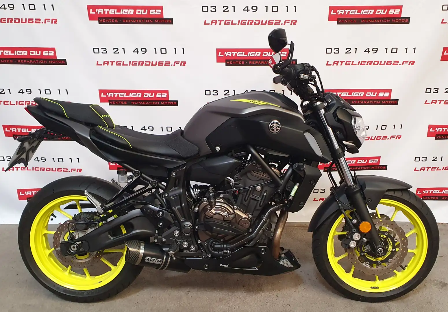 Yamaha MT-07 Gris - 1