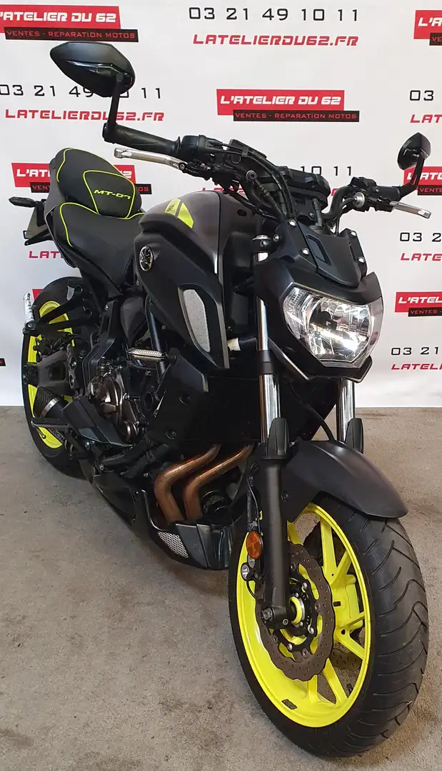 Yamaha MT-07 Gris - 2