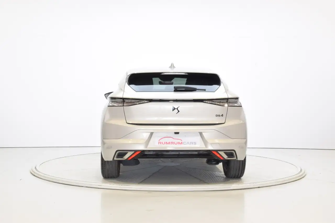 DS Automobiles DS 4 2024