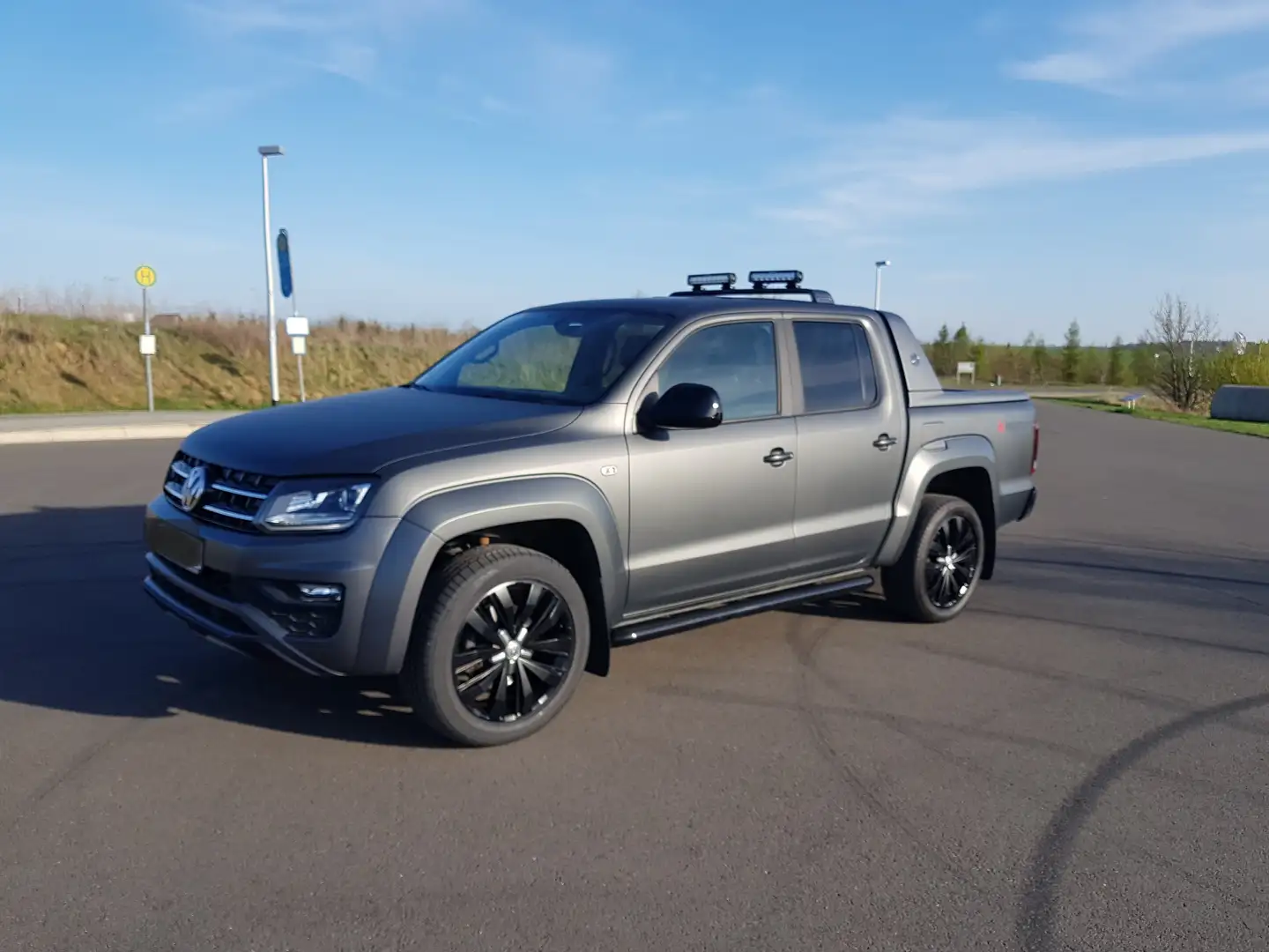 Volkswagen Amarok Amarok 3.0 TDI 4MOTION Autm. Aventura Grau - 1