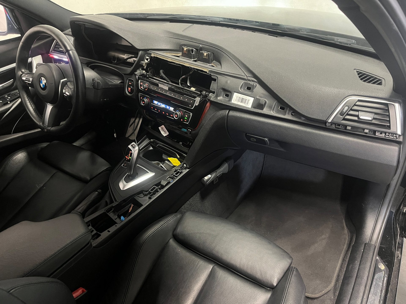 BMW 318 3-serie 318i M Sport Edition - Diefstal Schade - B — photo 12