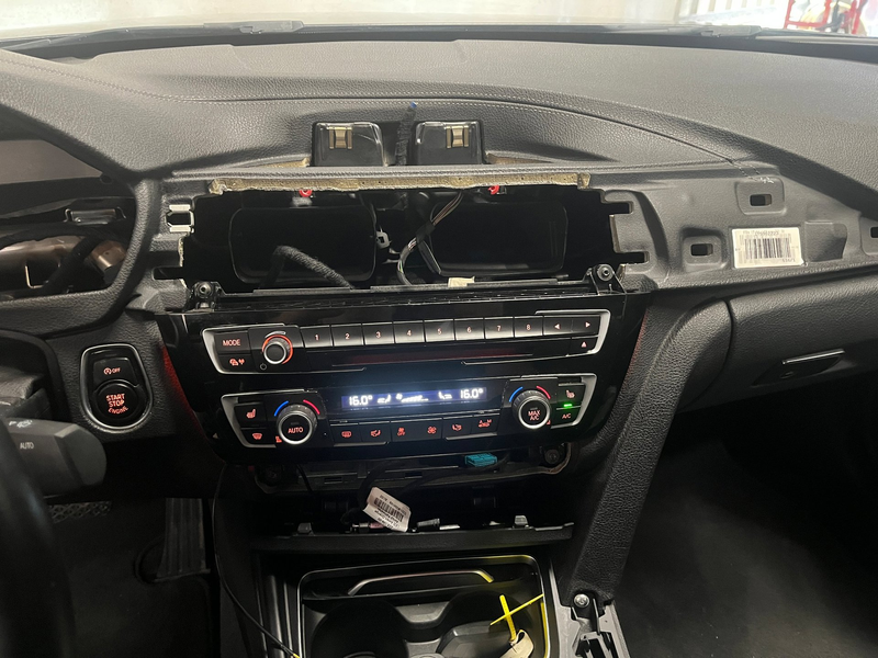 BMW 318 3-serie 318i M Sport Edition - Diefstal Schade - B — photo 15