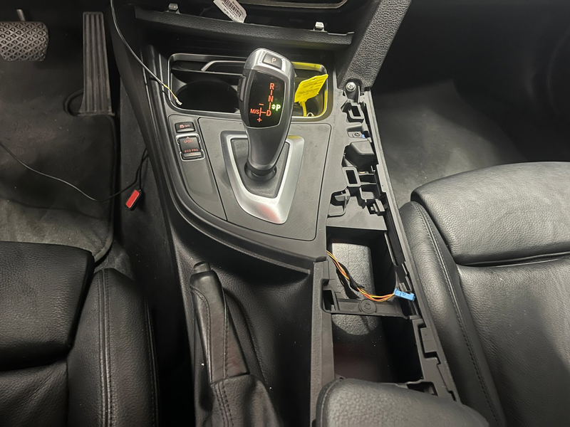 BMW 318 3-serie 318i M Sport Edition - Diefstal Schade - B — photo 14
