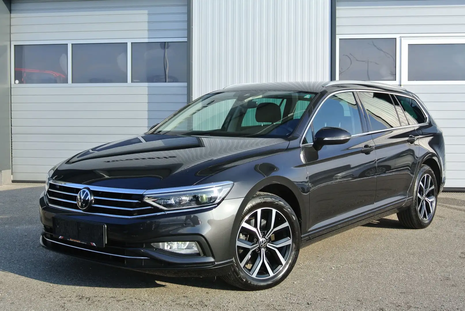 Volkswagen Passat Variant 2.0 TDI DSG Business * LED-SW *NAVI * KAMERA Gris - 1