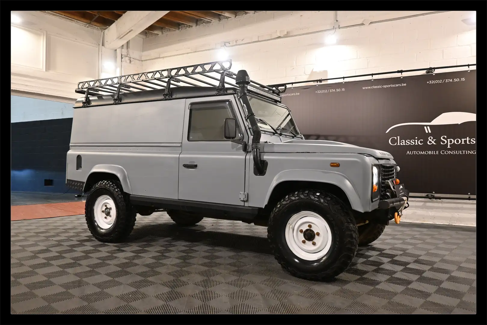 Land Rover Defender Defender 110 2.4 TD4 / VAN / FULL SERVICE / TOP ! Grijs - 1
