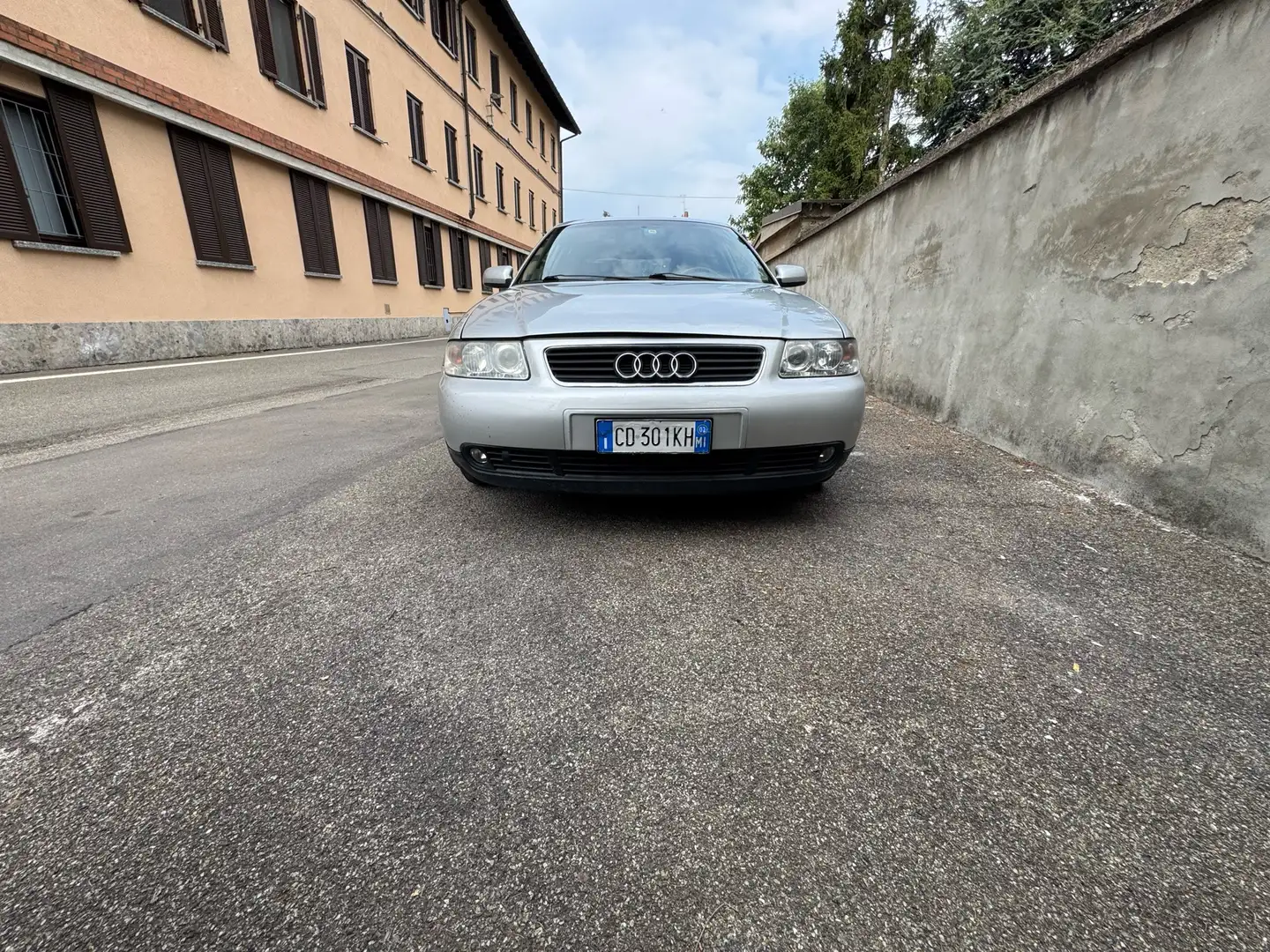 Audi A3 5p 1.6 Attraction 102cv - 2