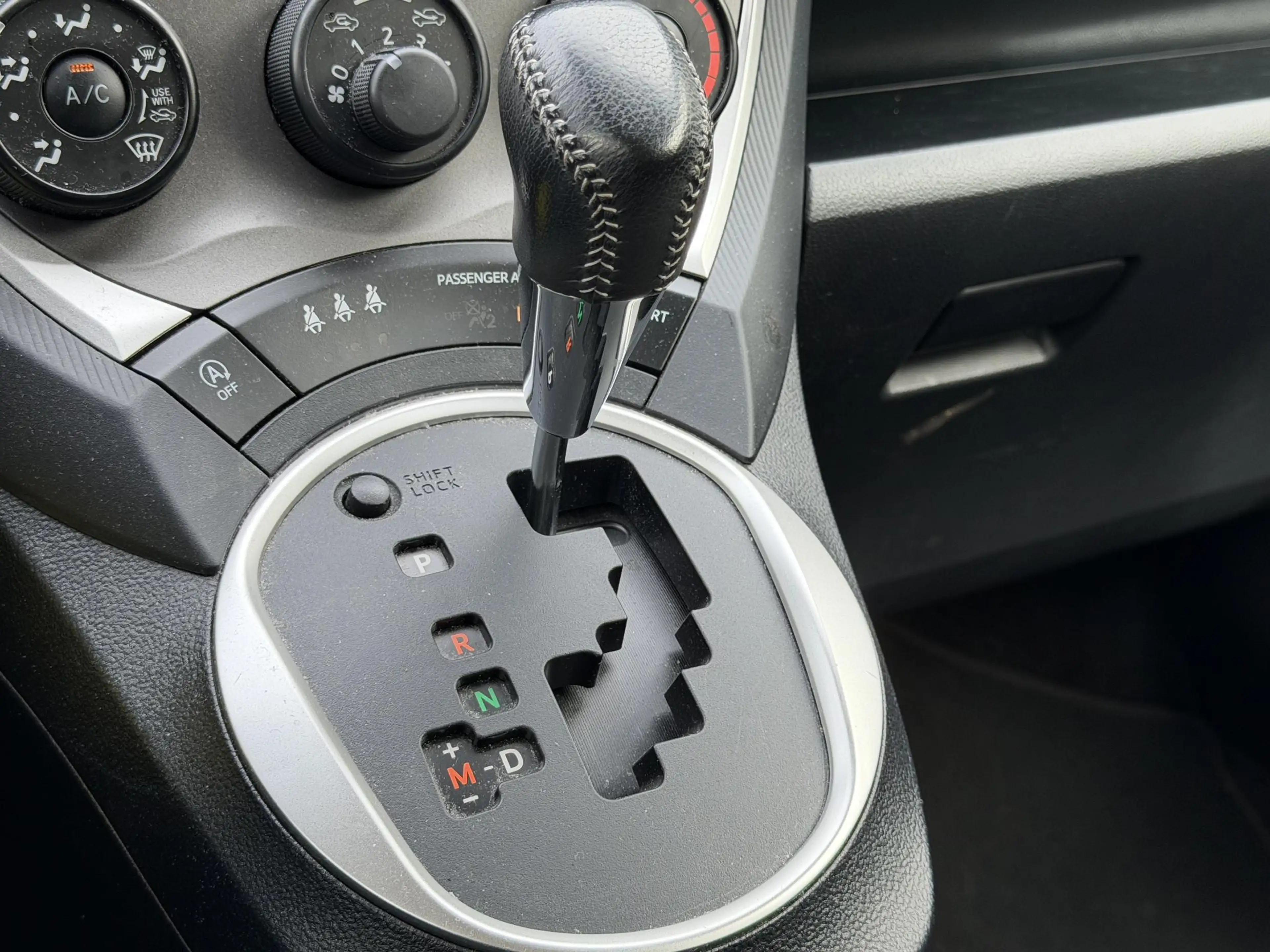 Toyota Verso-S 1.3 VVT-i Comfort Plus Automaat All Season Airco — photo 7