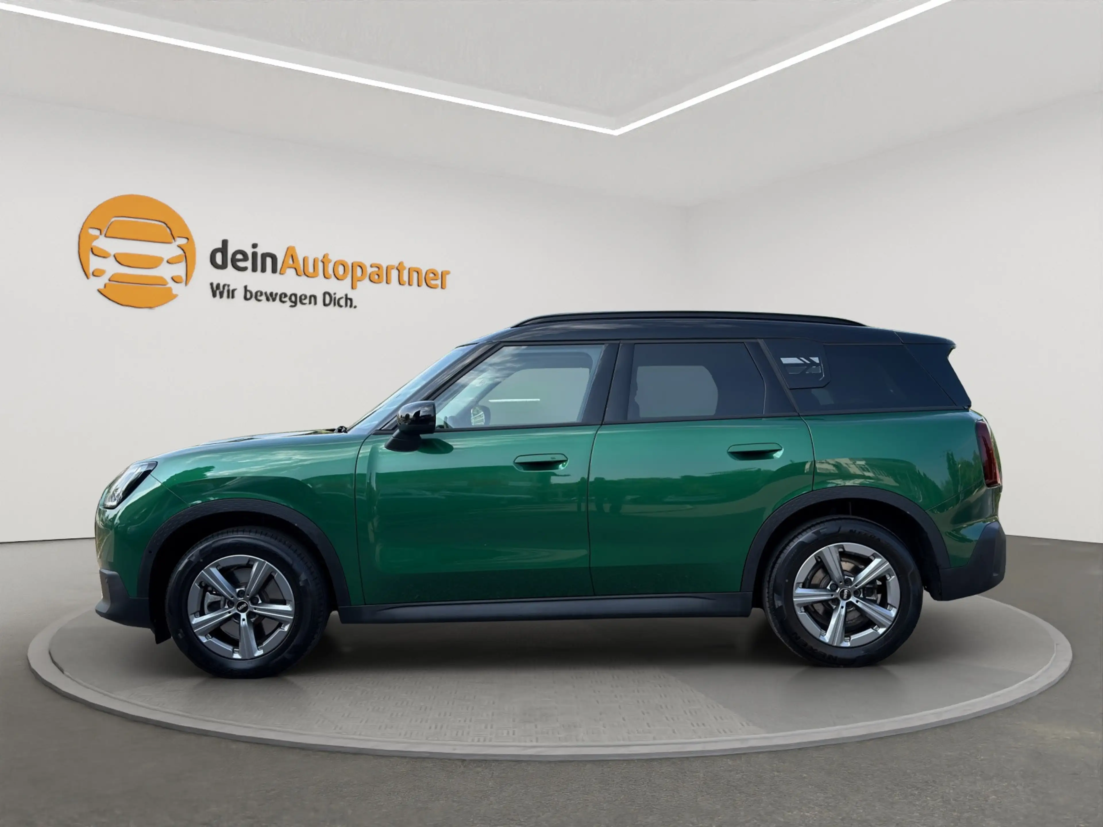 MINI Cooper C M Plus /HUD/AHK/LEDER/Pano — photo 8
