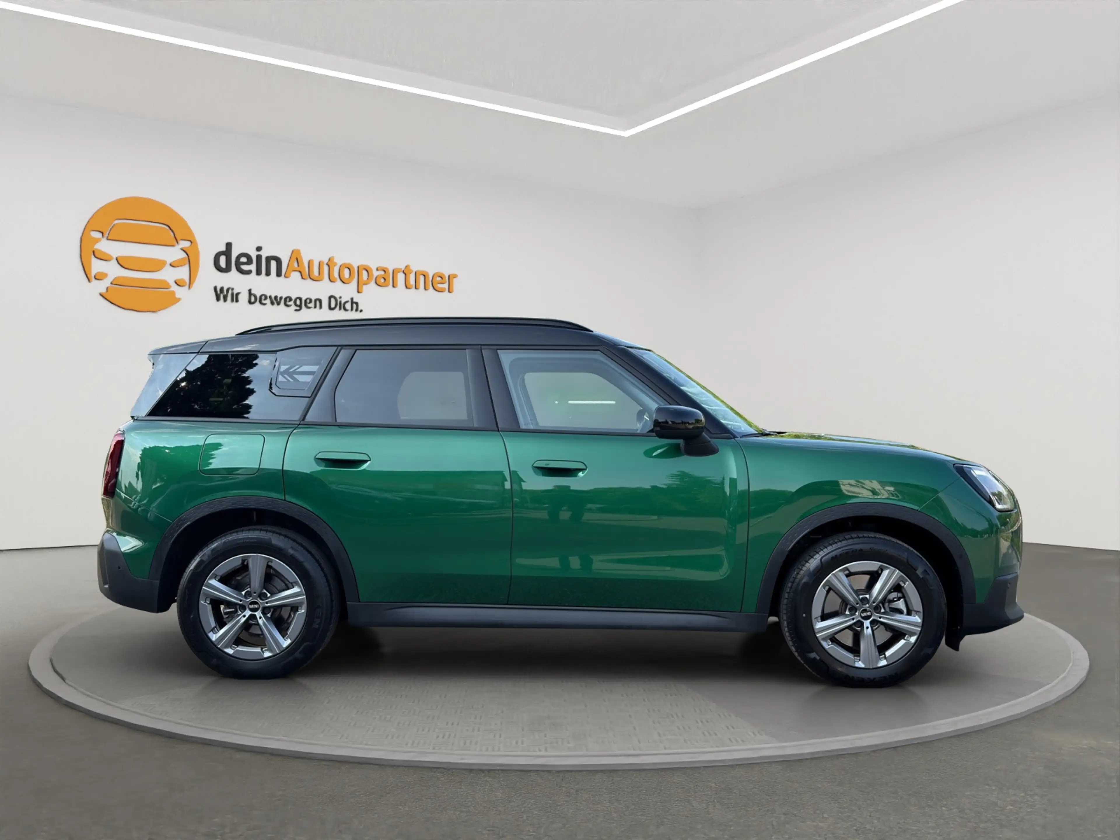 MINI Cooper C M Plus /HUD/AHK/LEDER/Pano — photo 4