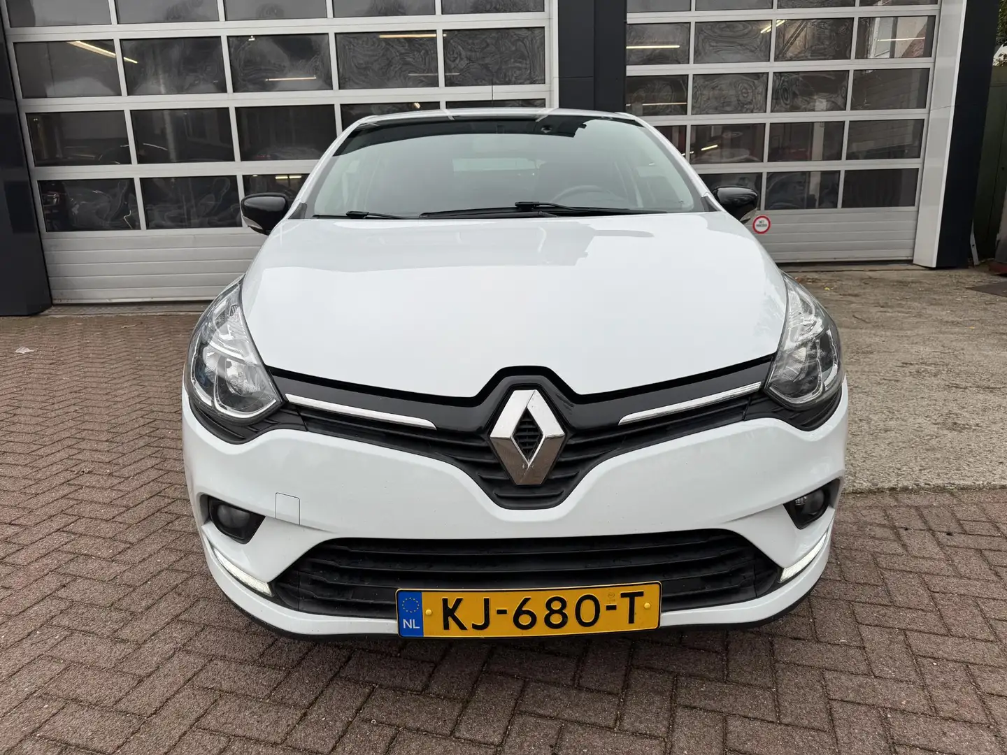 Renault Clio 0.9 TCe 90pk Limited DEALERONDERHOUDEN!! Blanco - 2