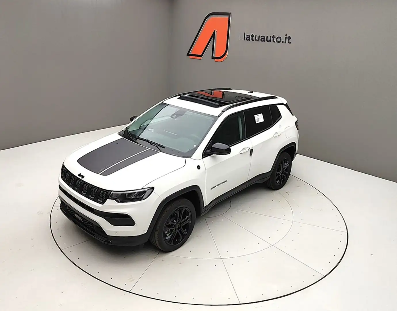 Jeep Compass 1.3 T4 240CV PHEV NORTH STAR 4XE AT6 MY25 Gris - 1