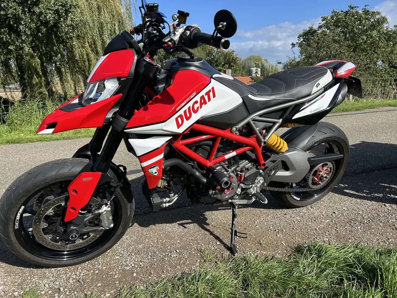 Ducati Hypermotard 950