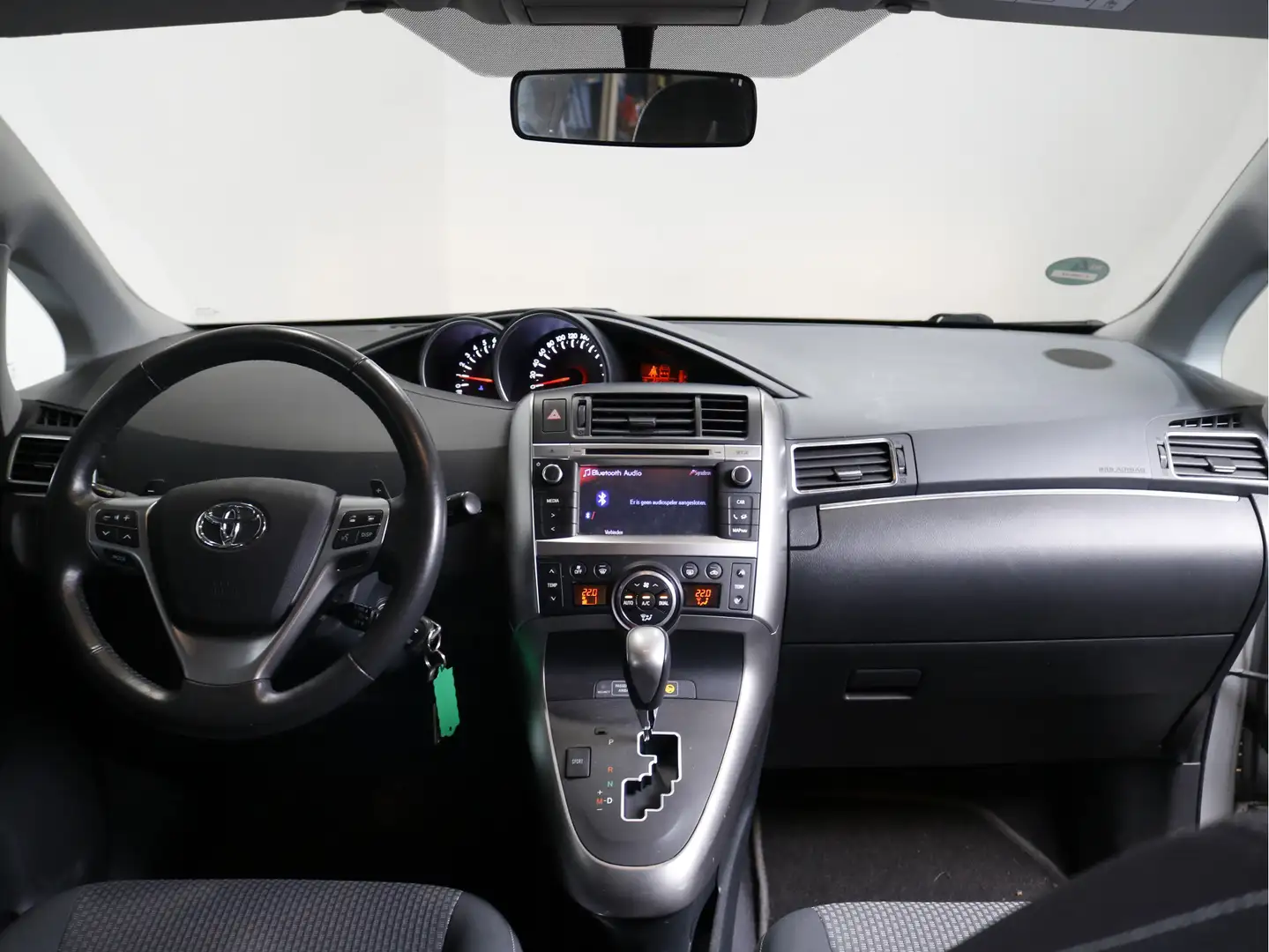 Toyota Verso 1.8 VVT-i Aspiration | Trekhaak | All Season bande Gris - 2