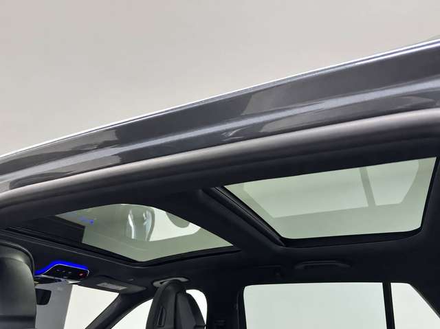 Mercedes-Benz C 200 — photo 16