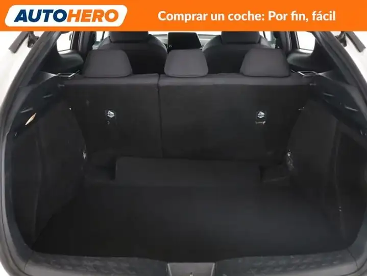 Toyota C-HR 2022, foto 18