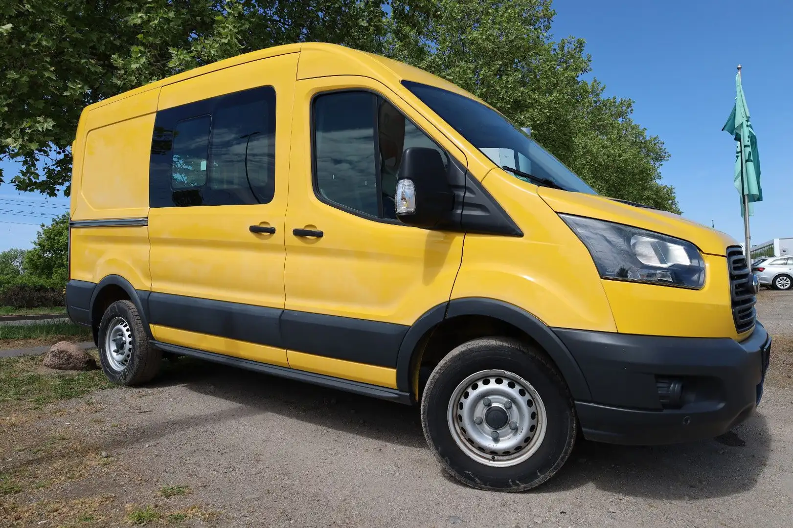 Ford Transit Kasten Jaune - 1